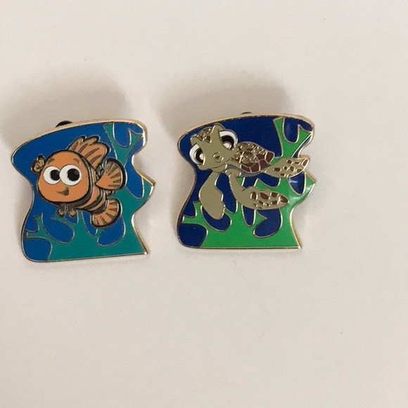Sold   Finding Nemo Disney pin bundle - Picture 4 of 5